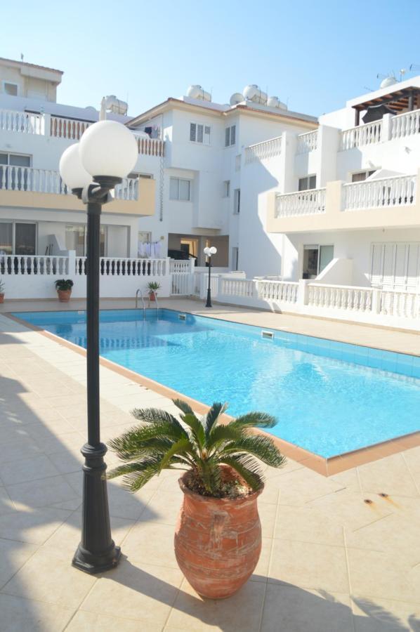 파라림니 Kapparis Penthouse 아파트 외부 사진